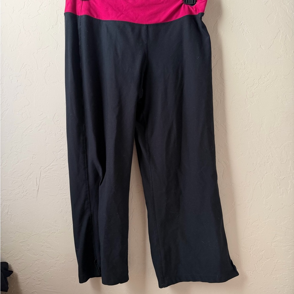 Nike Dri Fit Legend 2.0 Capri Tight Leggings Black Pink Womens Size Small